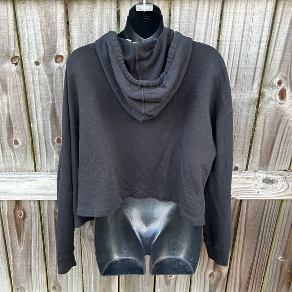 Zella black cropped hoodie - Picture 3 of 3